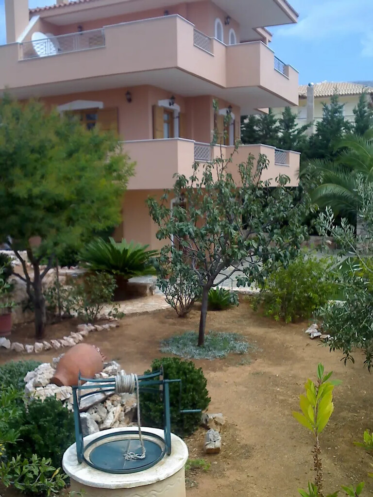 2 bedroom Detached house in Kalivia Thorikou, Rest Of Attica, Greece – 66281
