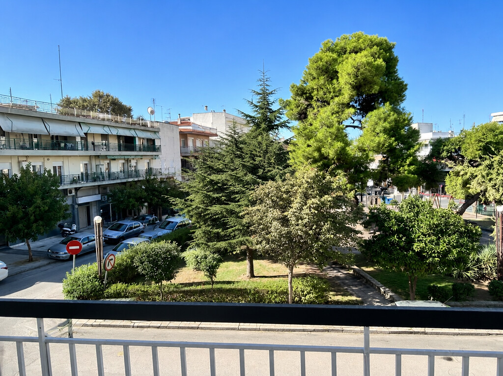 3 bedroom Flat in Kalamaria, Thessaloniki – Suburbs, Greece – GDOMV3
