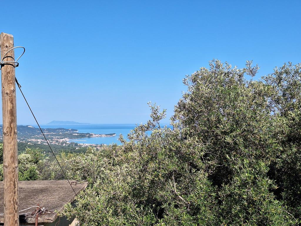 Detached house in Corfu, Corfu Prefecture, Greece – GDOMV3