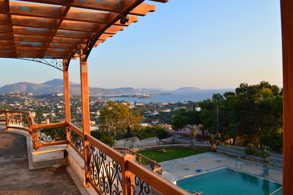 Villa in Kalivia Thorikou, Rest Of Attica, Greece – GDOMV3