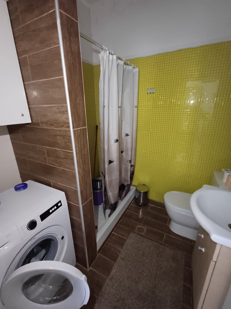 6 bedroom Building in Thermaikos, Thessaloniki – Suburbs, Greece – 66155