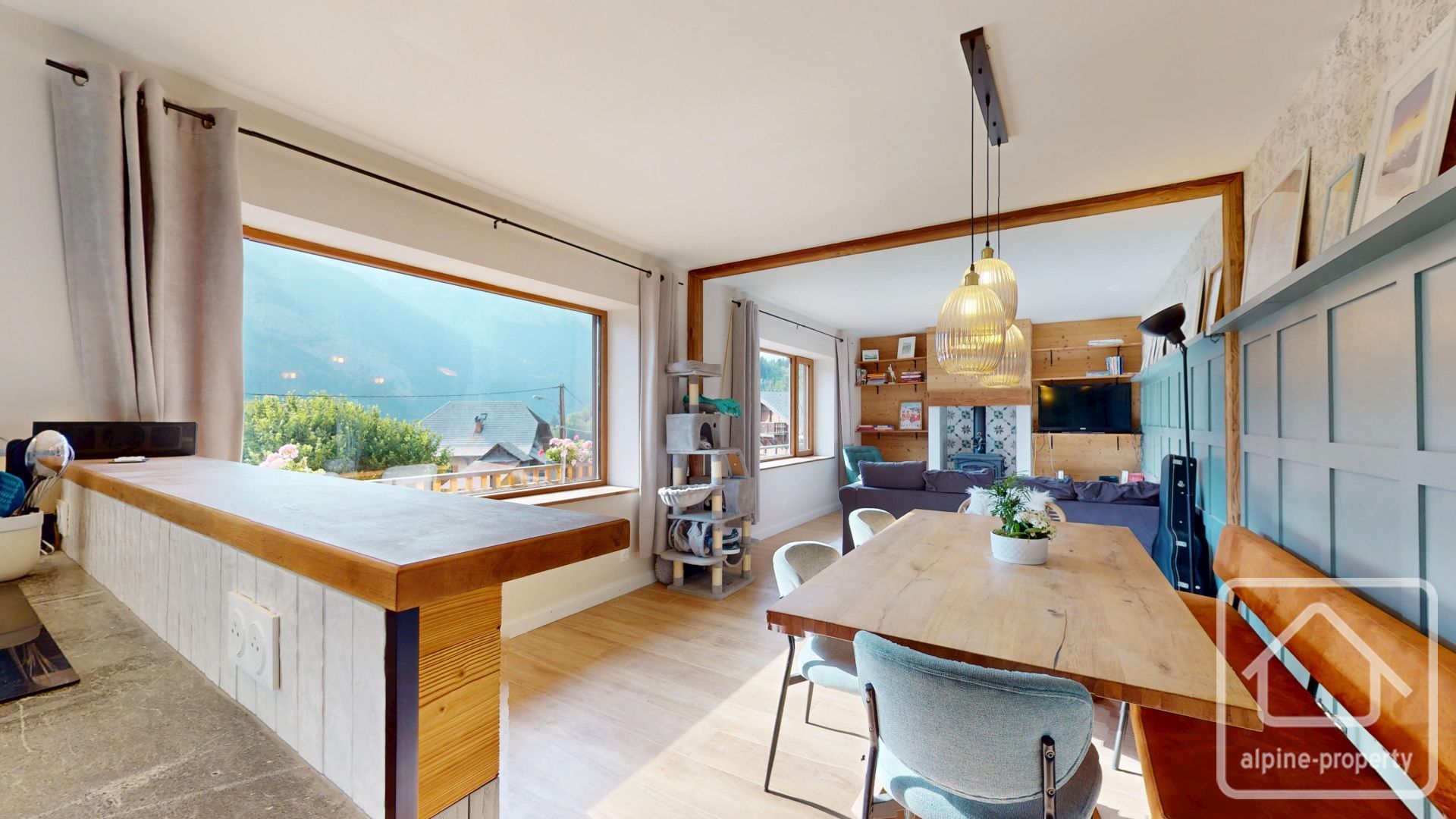 A Rare Chalet In A Prime Setting, Just Two Minutes From The Heart Of Le Biot – TOUVIERESJD