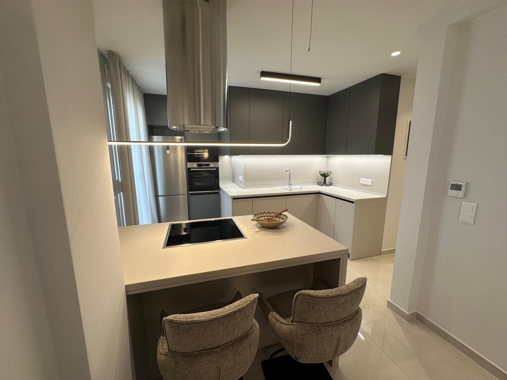 3 bedroom Flat in Center Of Thessaloniki, Thessaloniki – Municipality, Greece – GDOMV3
