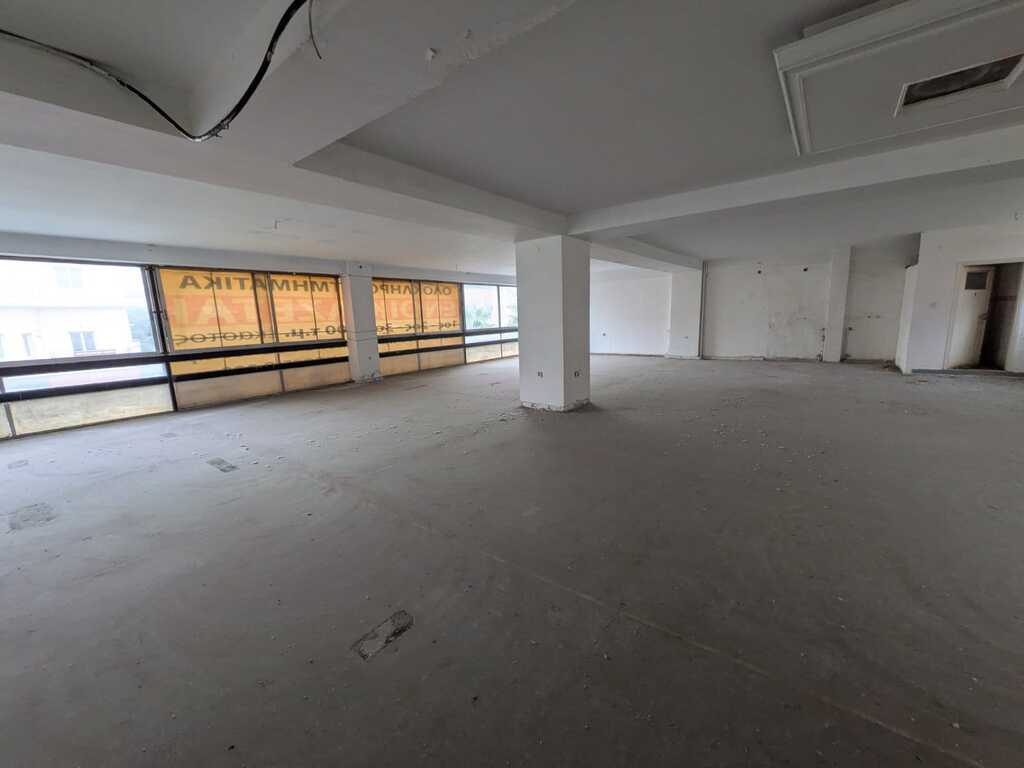 Building in Nikaia, Piraeus Suburbs, Greece – 66004