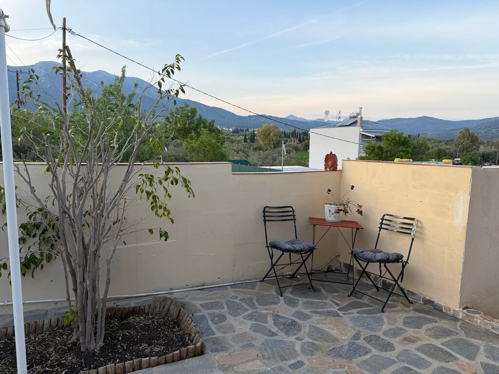 2 bedroom Maisonette in Amarinthos, Evia, Greece – 65969