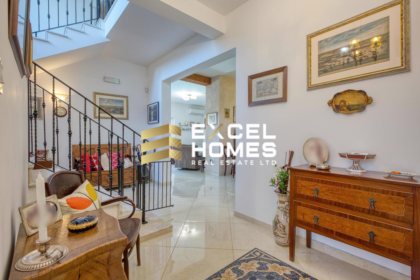 4 bedroom Villa in Attard, Malta – 69017