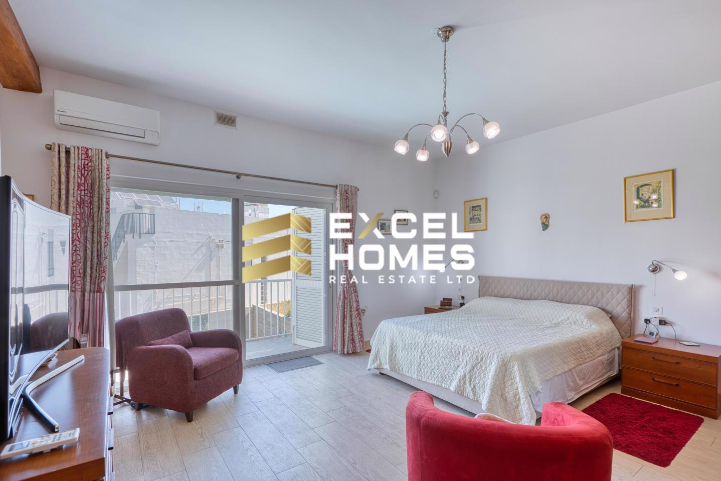 4 bedroom Villa in Attard, Malta – 69017