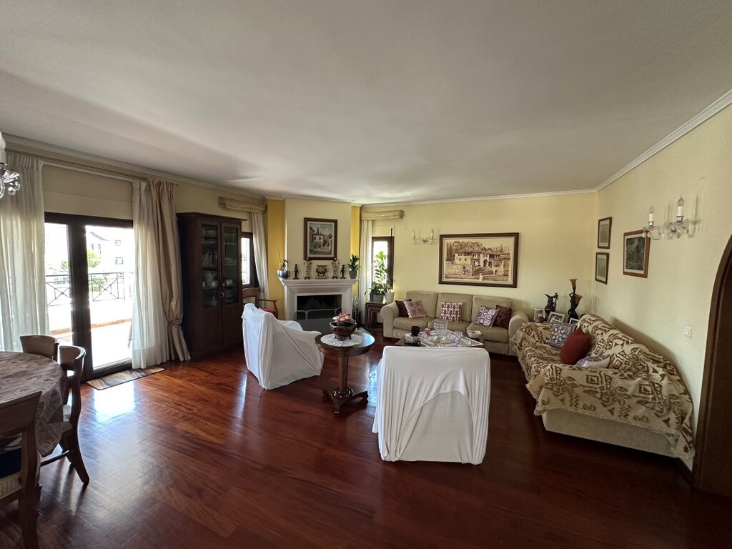 4 bedroom Flat in Oreokastro, Thessaloniki – Suburbs, Greece – GDOMV3