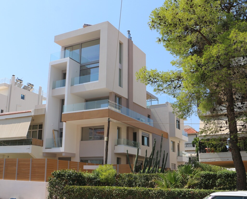 2 bedroom Maisonette in Glyfada, Athens – South, Greece – GDOMV3