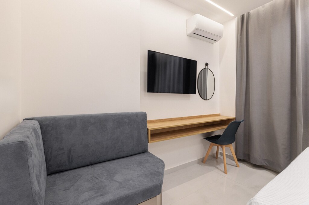 Flat in Center Of Thessaloniki, Thessaloniki – Municipality, Greece – GDOMV3