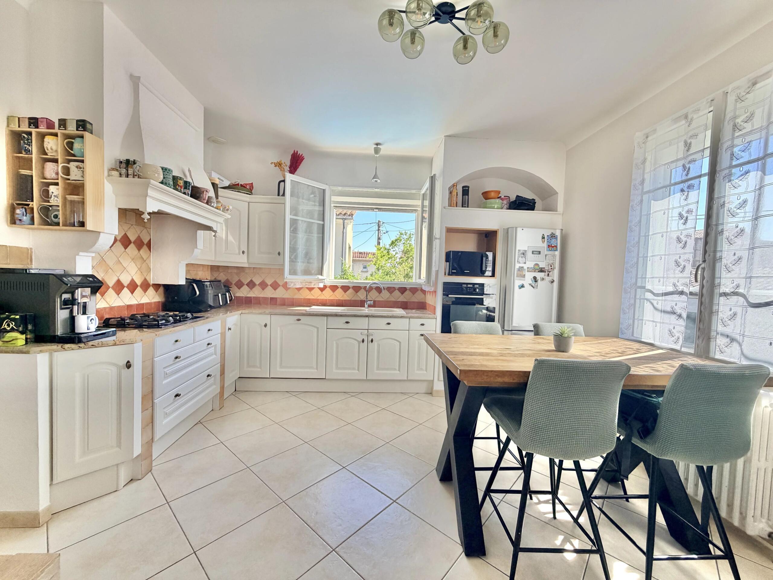 Excellent Value –  Spacious, bright and immaculate!, Languedoc-Roussillon – France – BVI85970