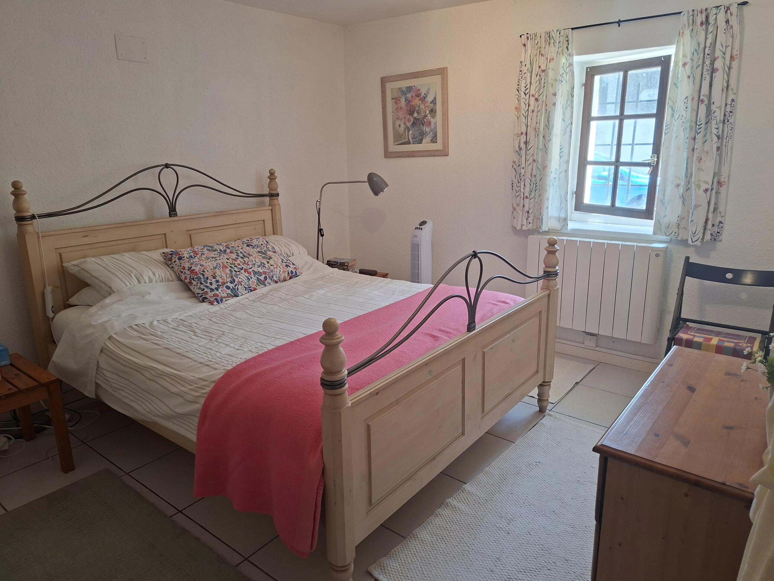 Excellent condition stone property with heated pool, Poitou-Charentes – France – BVI86119