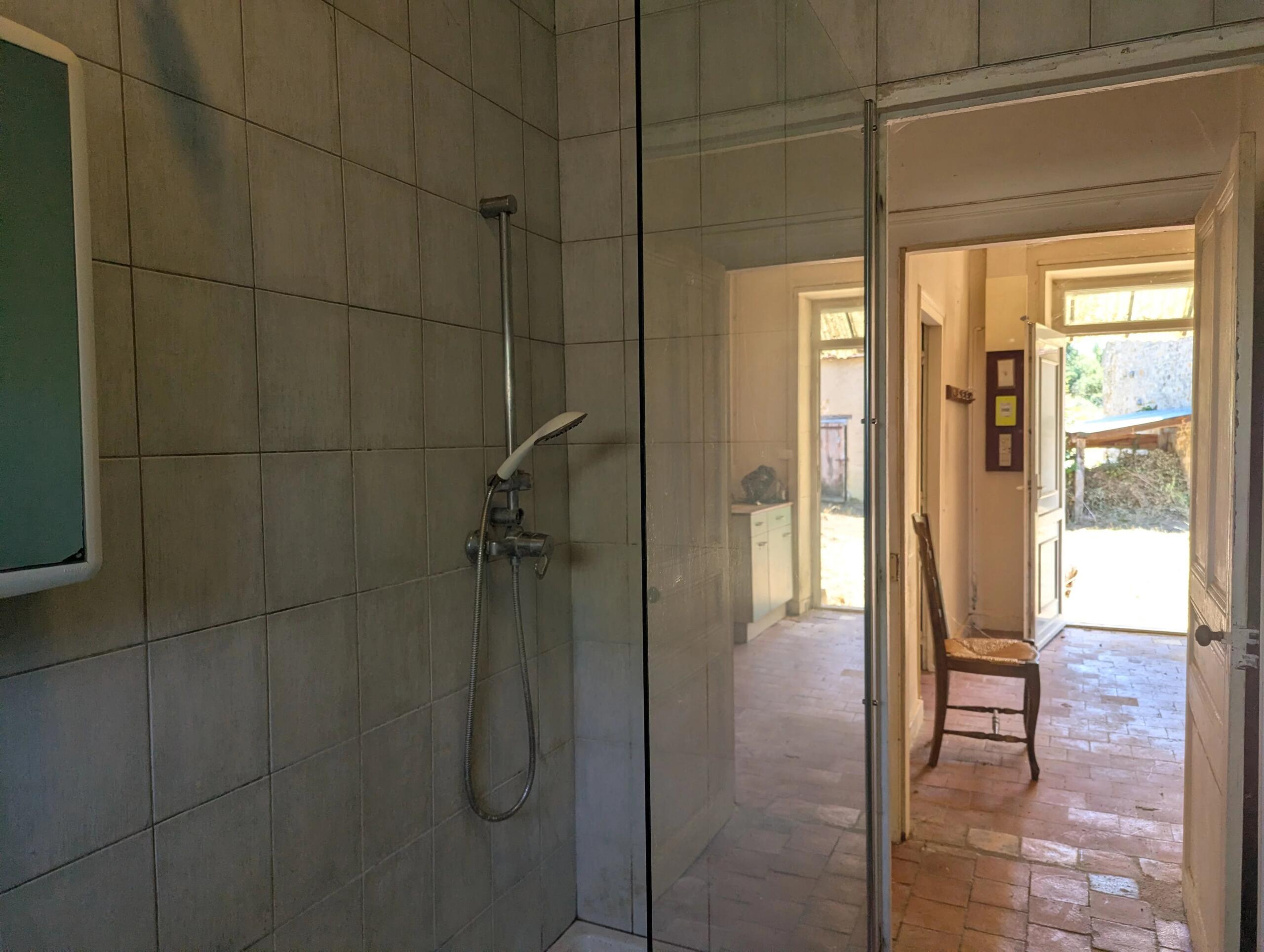 Charming 2-bed cottages plus outbuildings in the heart of the Indre, Centre – France – BVI86179