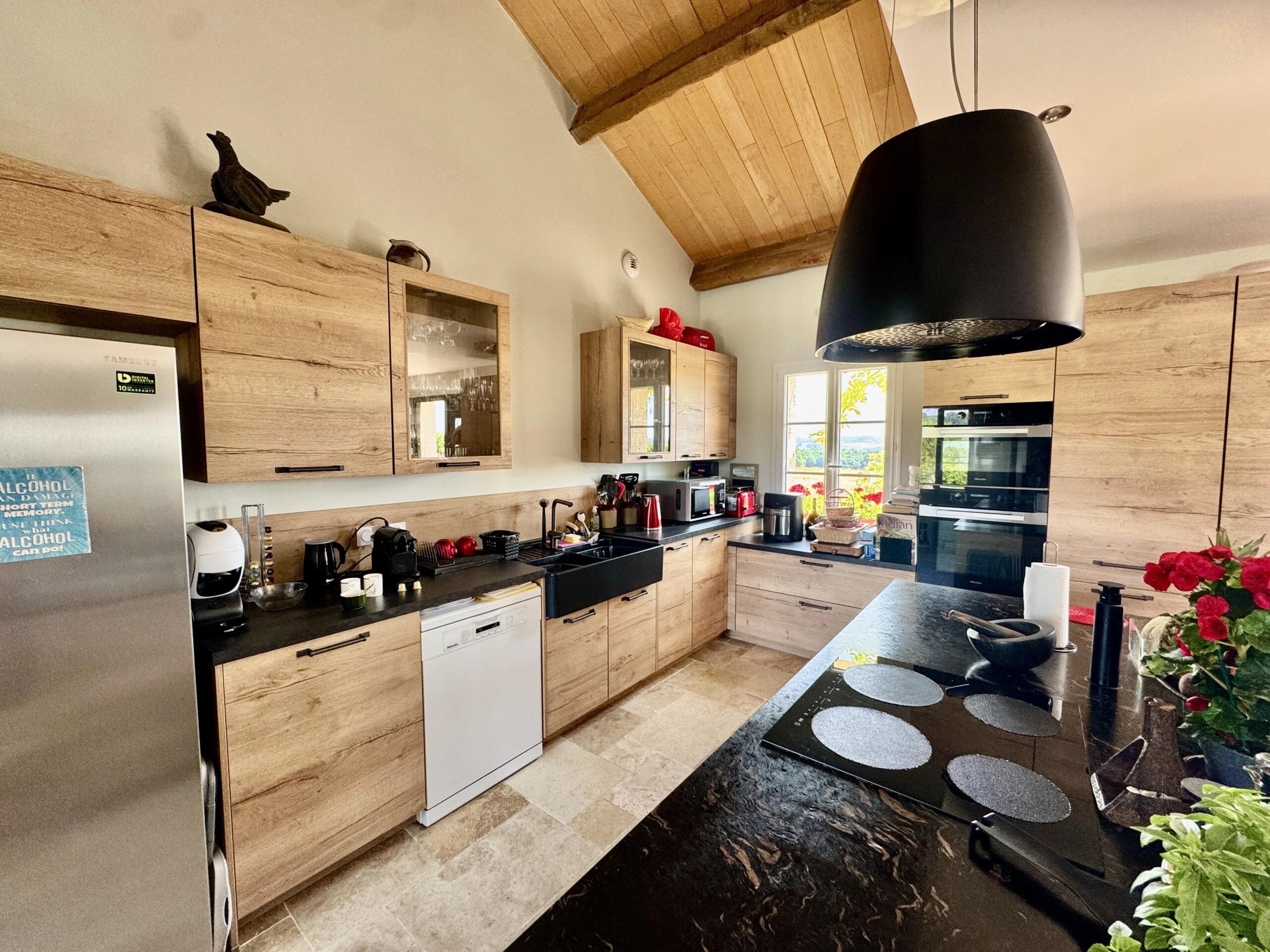 Stylish modern home with views !!!, Aquitaine – France – BVI86298