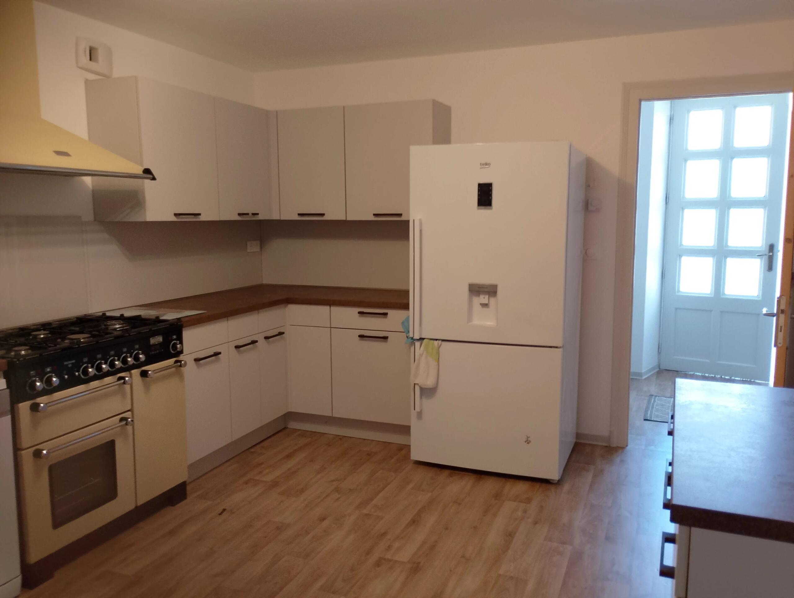 Renovated 3-bed house with garden, garage and workshop on the edge of Jonzac, Poitou-Charentes – France – BVI86409