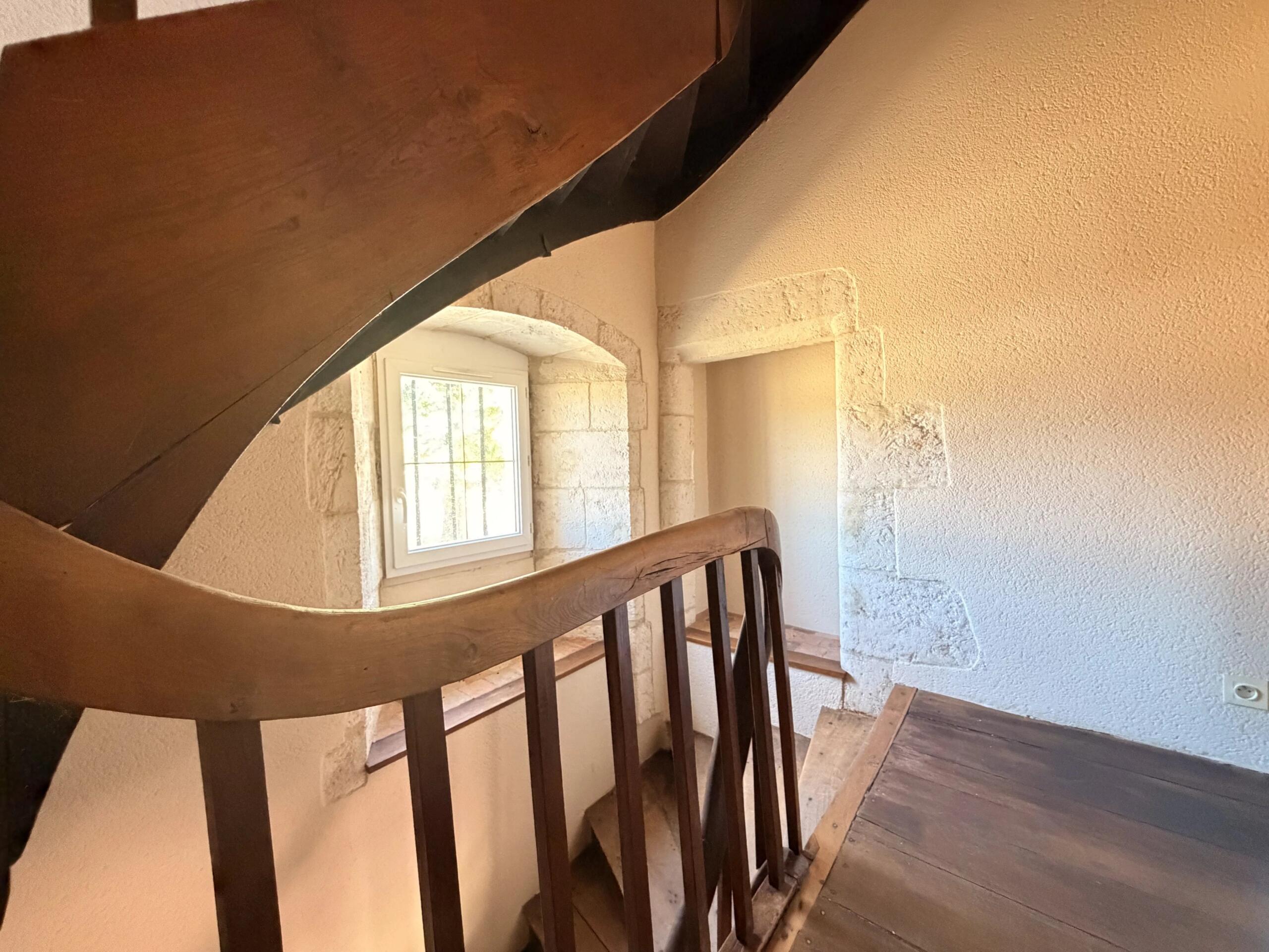 Charming country property with over 2ha, barn, guest annex potential, close to Ruffec, Poitou-Charentes – France – BVI86256
