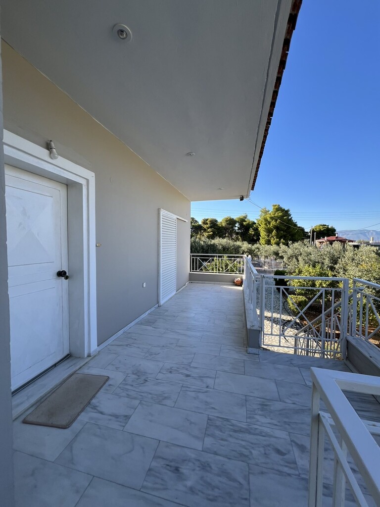 3 bedroom Maisonette in Saronikos, Corinthia, Greece – GDOMV3