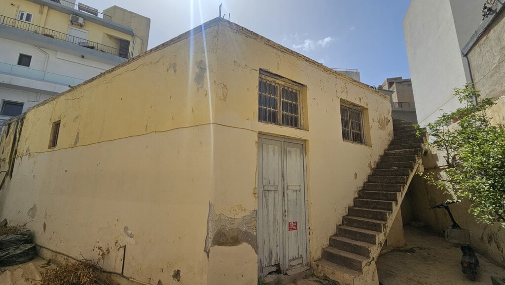 14 bedroom Building in Heraclion Cretes, Heraklion Prefecture, Greece – 65701