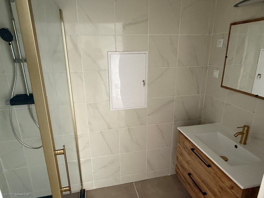 1 bedroom House in Ruffec, France – r7541