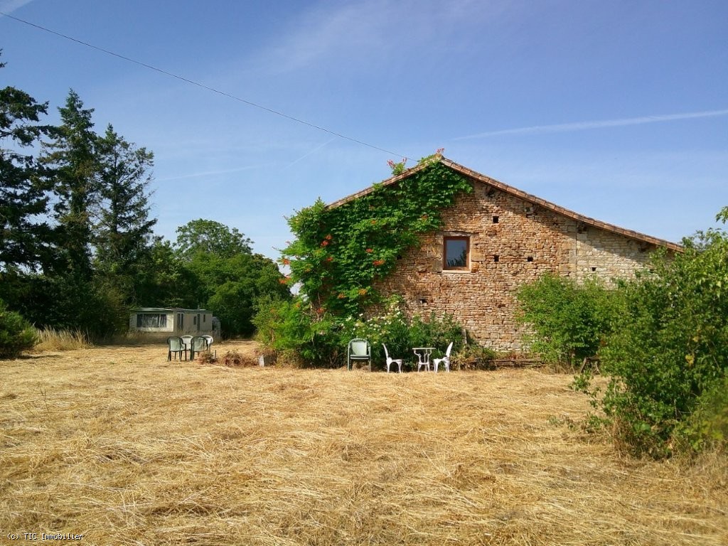4 bedroom House in Sauze-Vaussais, Sauzé-Vaussais, France – r7504