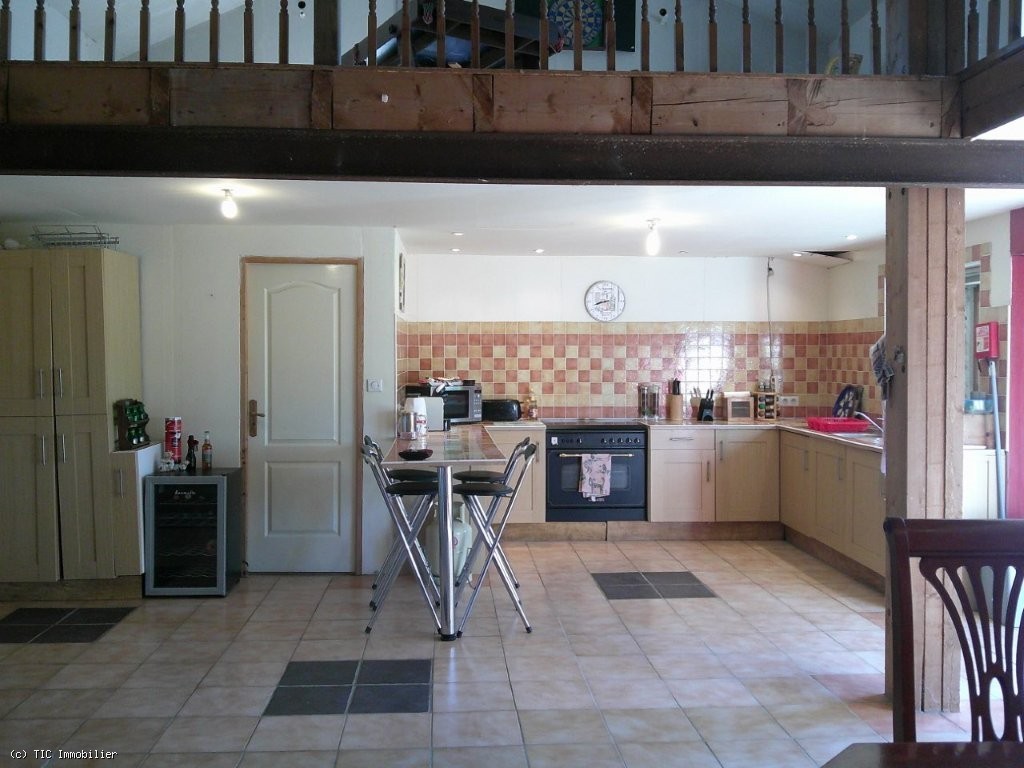 4 bedroom House in Sauze-Vaussais, Sauzé-Vaussais, France – r7504