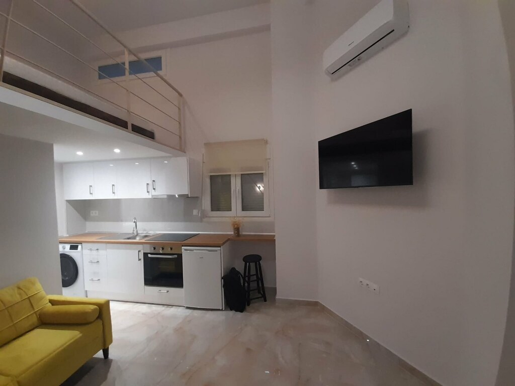 1 bedroom Flat in Ampelokipoi, Thessaloniki – Suburbs, Greece – GDOMV3