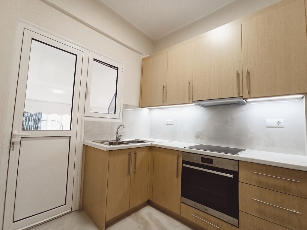 2 bedroom Flat in Attiki, Athens – Center, Greece – 65365