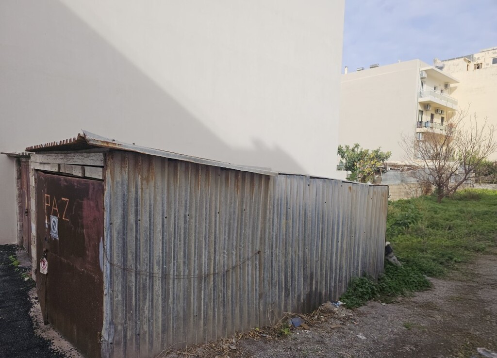 Land in Nea Alikarnassos, Heraklion Prefecture, Greece – 65353