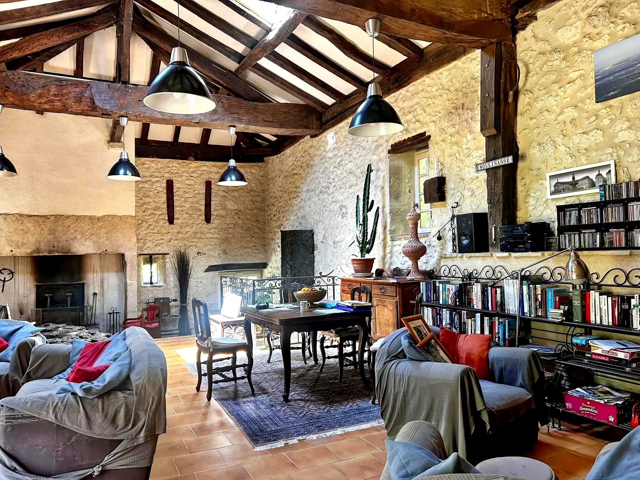 Magnificent 16th-Century Stone Mill in an Idyllic Countryside Setting, Aquitaine – France – BVI85832