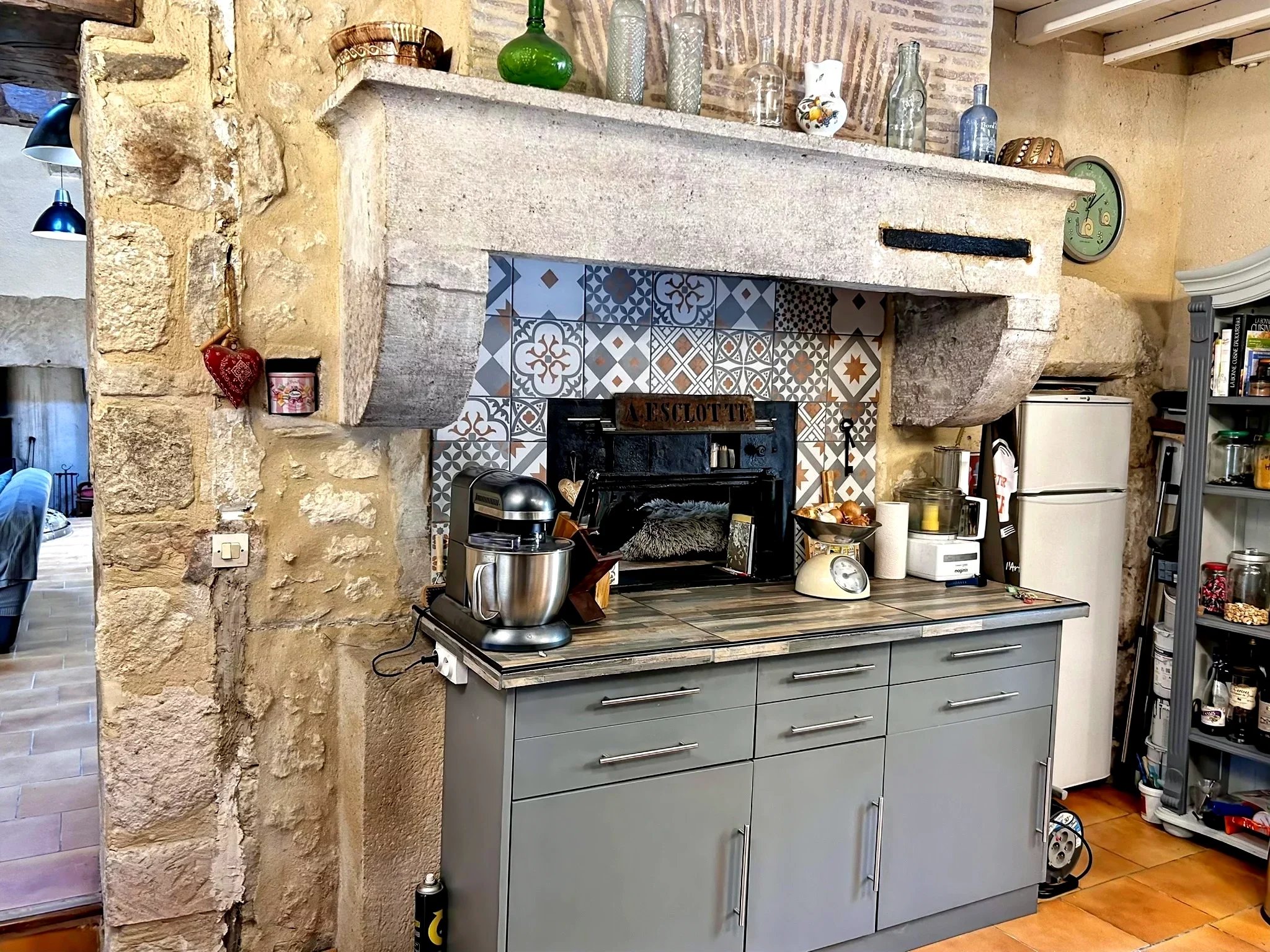 Magnificent 16th-Century Stone Mill in an Idyllic Countryside Setting, Aquitaine – France – BVI85832