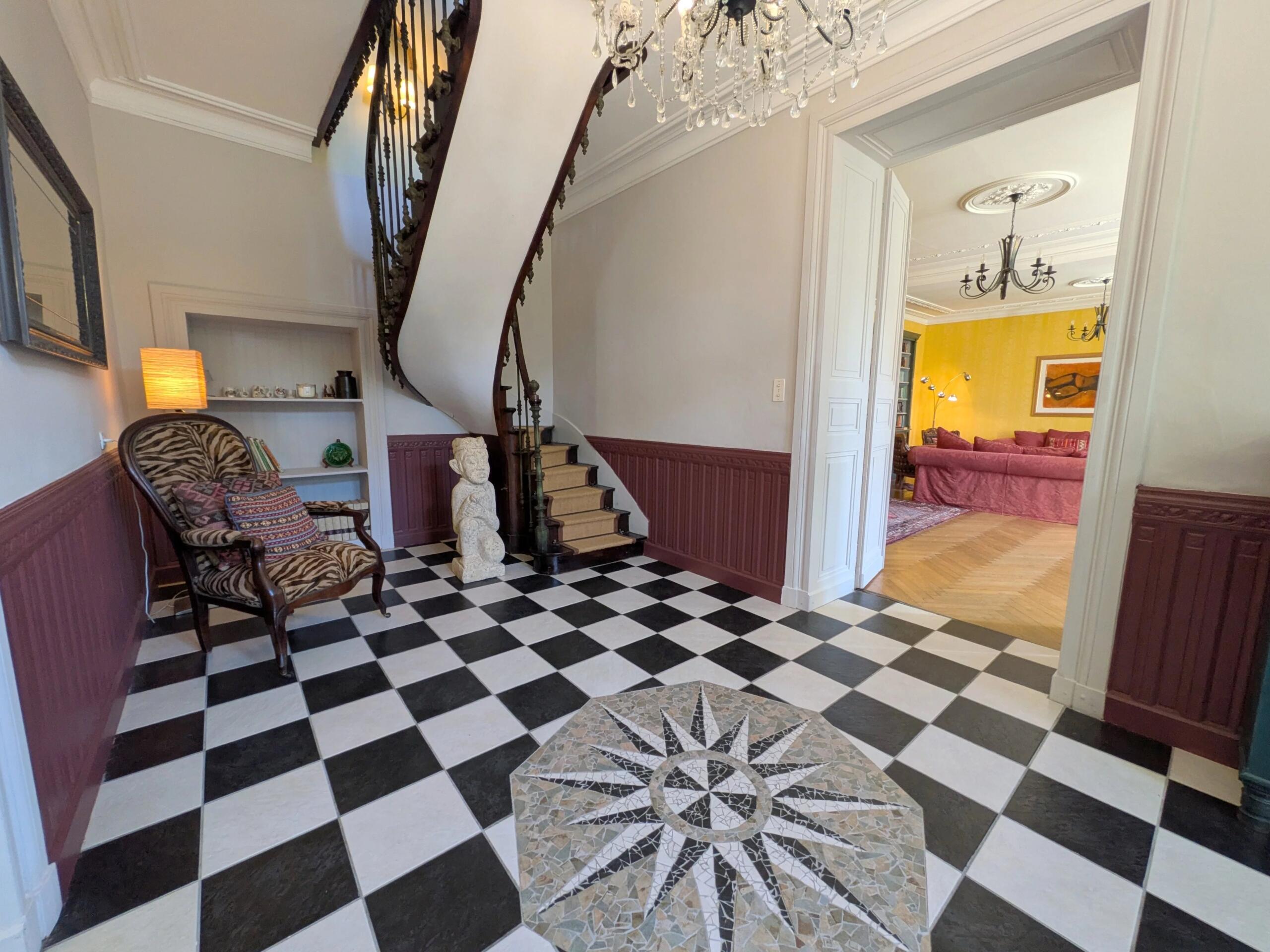 Beautiful manor house, 2 guest cottages and fabulous pool!, Poitou-Charentes – France – BVI85898