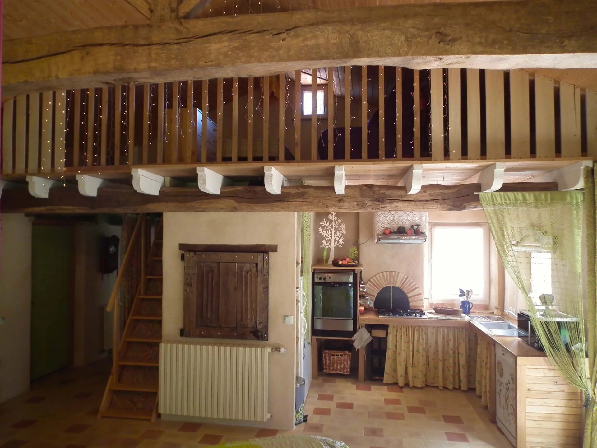 Character property with pool and guest houses, Poitou-Charentes – France – BVI65140
