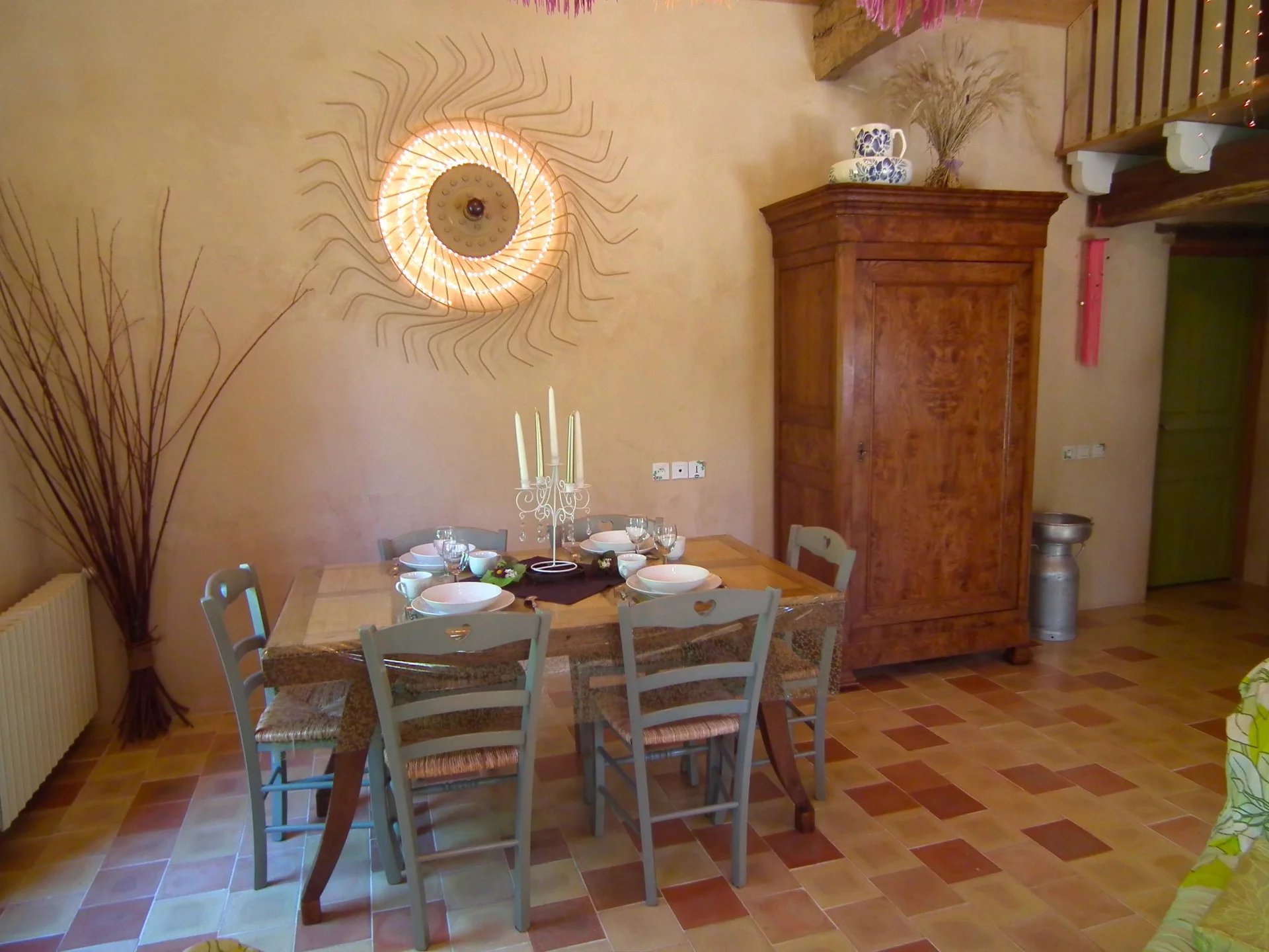 Character property with pool and guest houses, Poitou-Charentes – France – BVI65140