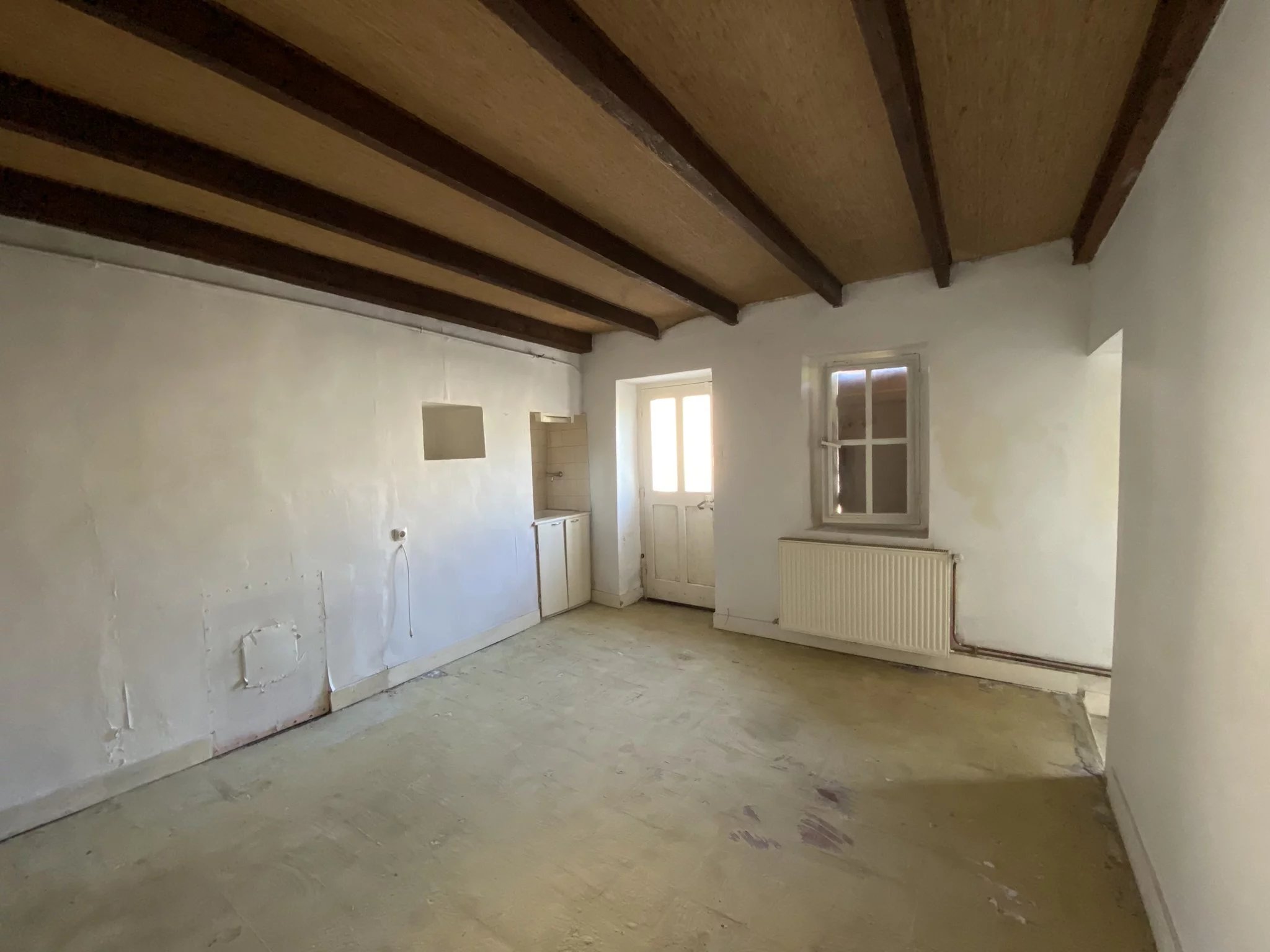 Pretty house in Le Dorat with garages and a garden, Limousin – France – BVI86543
