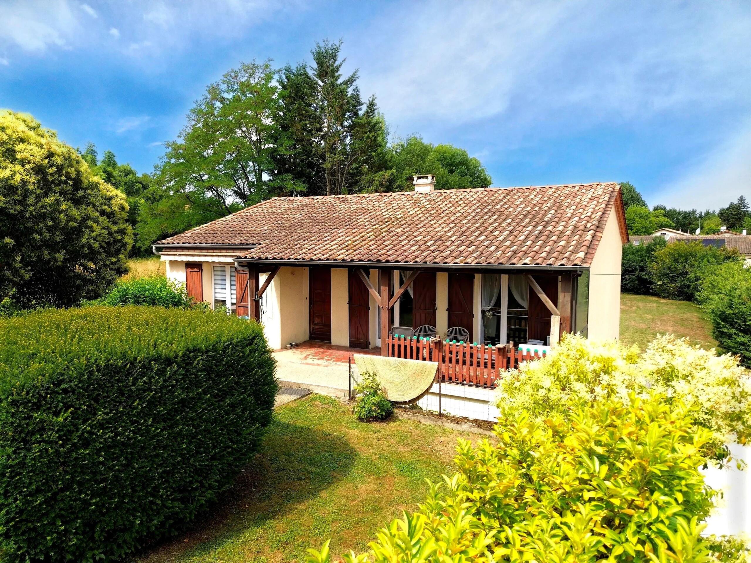 Renovated Village House with Garden and Development Potential, Aquitaine – France – BVI86304