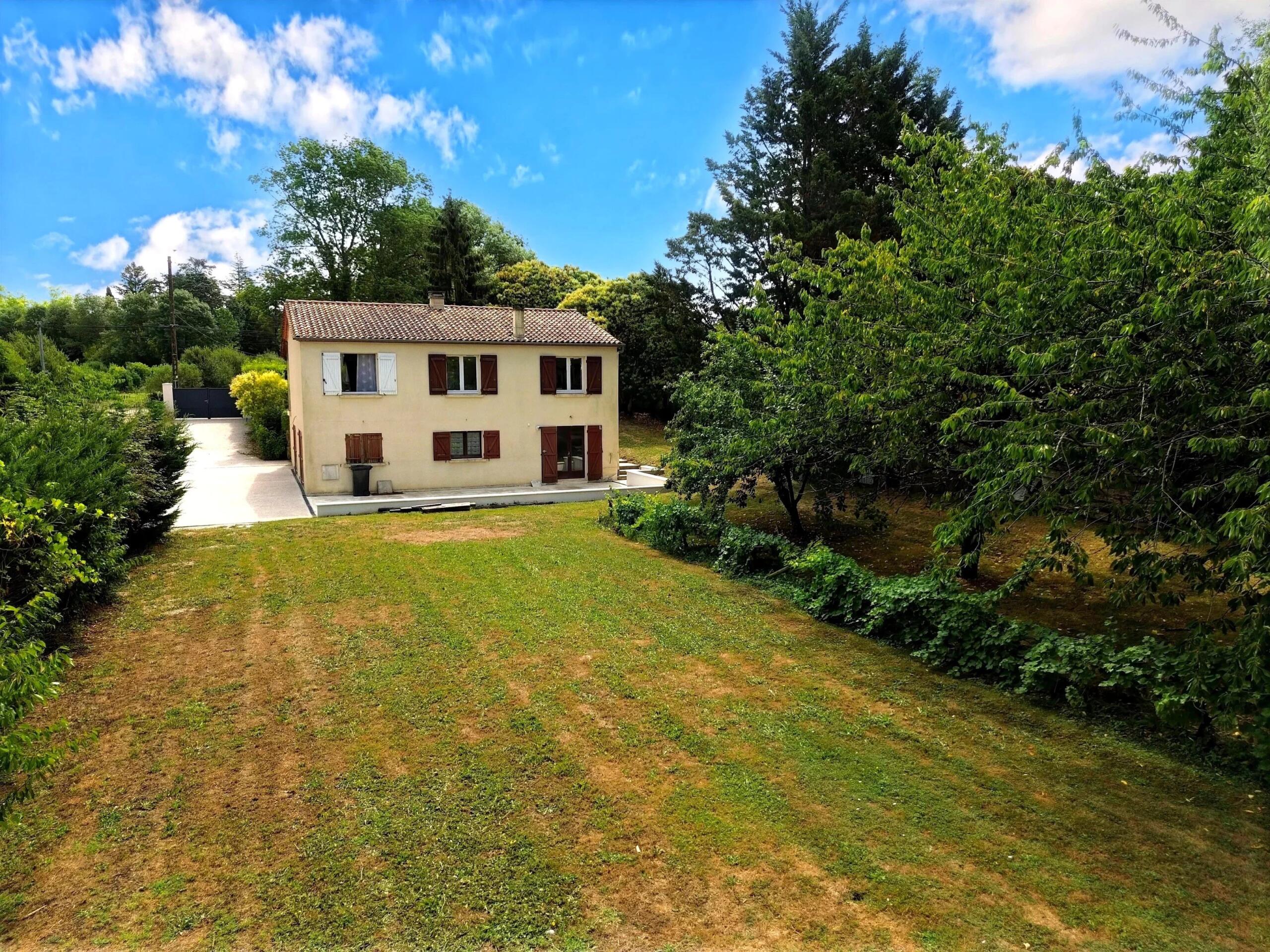 Renovated Village House with Garden and Development Potential, Aquitaine – France – BVI86304