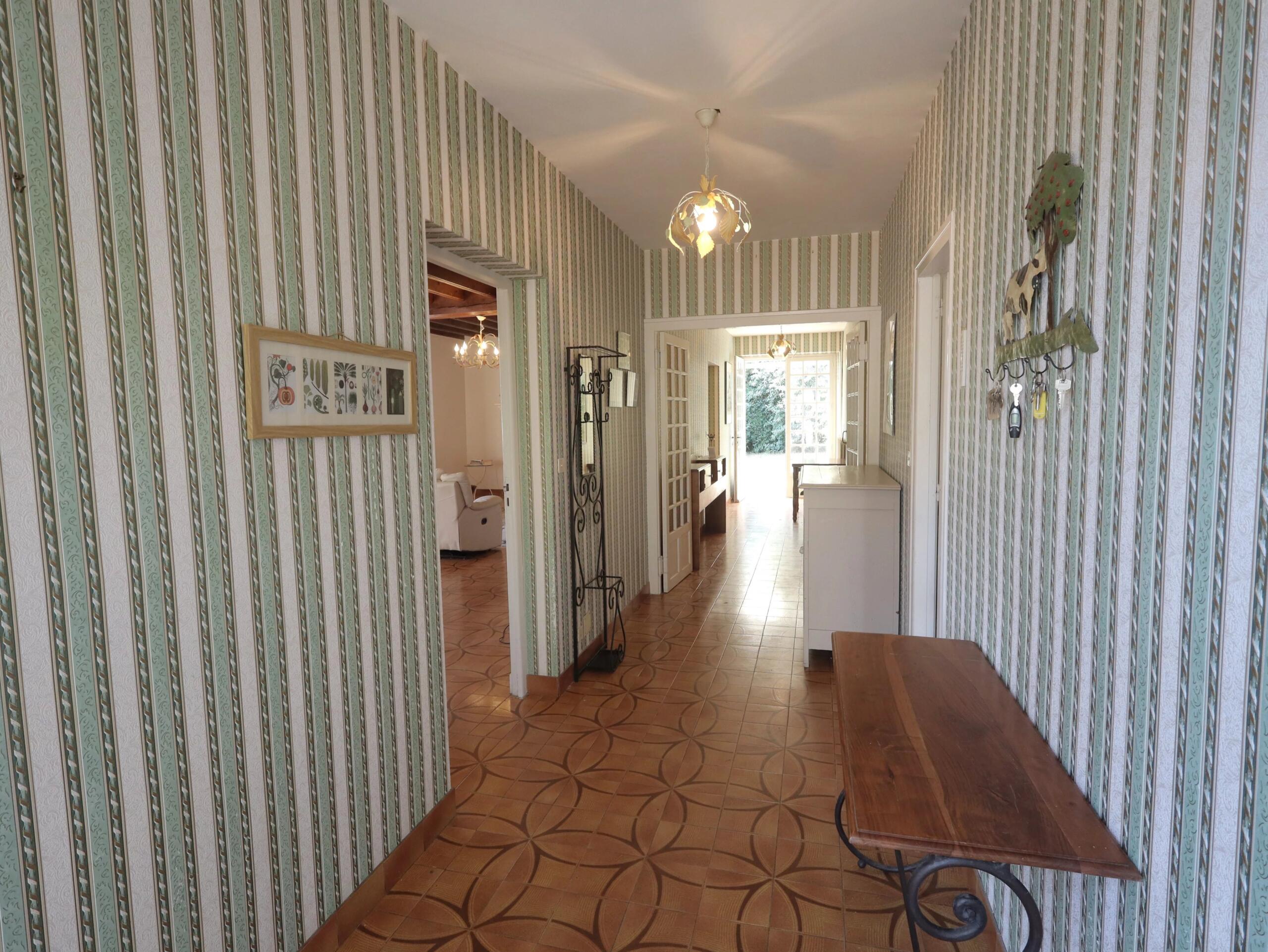 Spacious Périgourdine home with detached two-storey outbuilding, Aquitaine – France – BVI86464