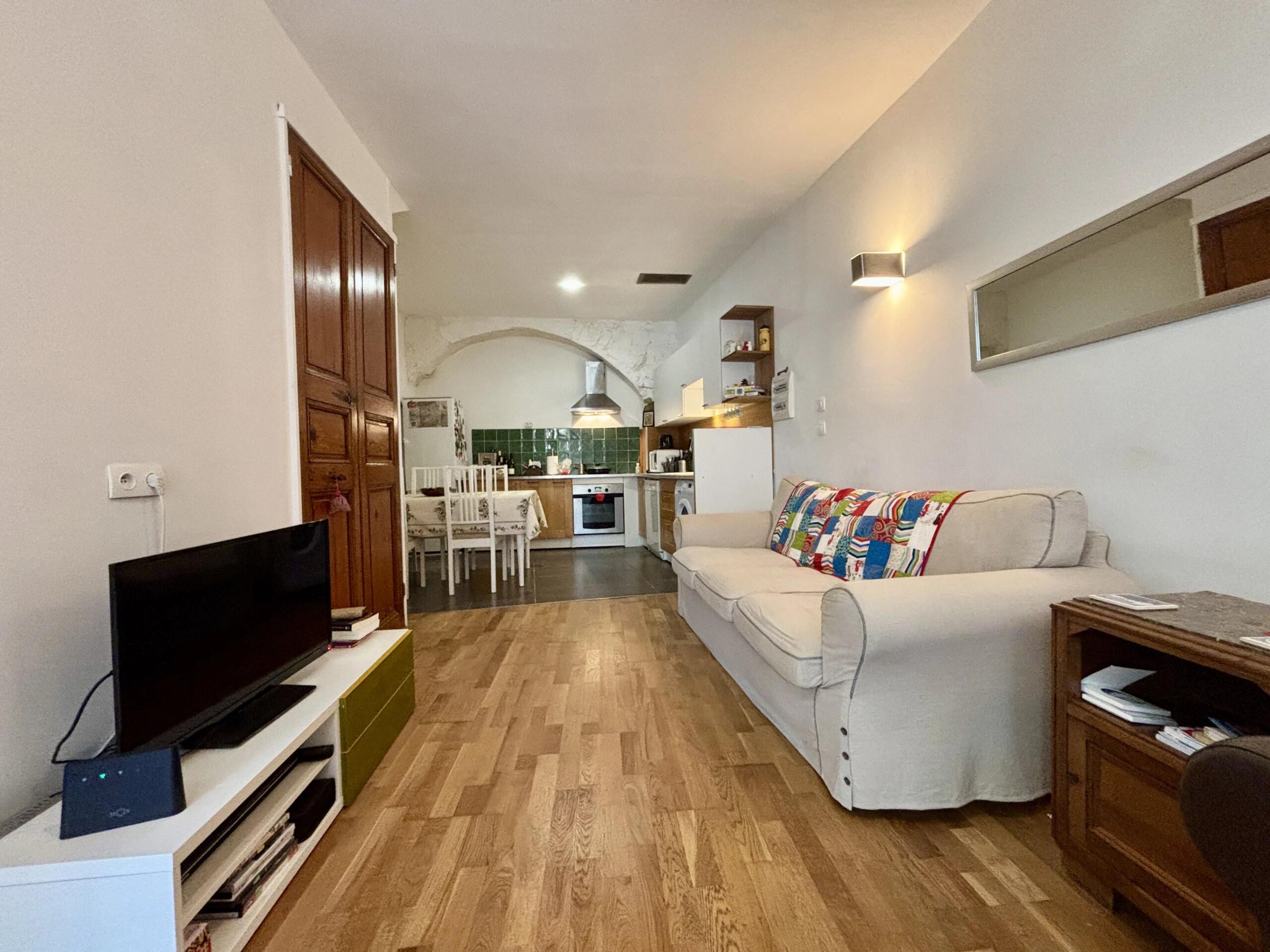 A Little Gem in the Heart of the Minervois, Languedoc-Roussillon – France – BVI86347