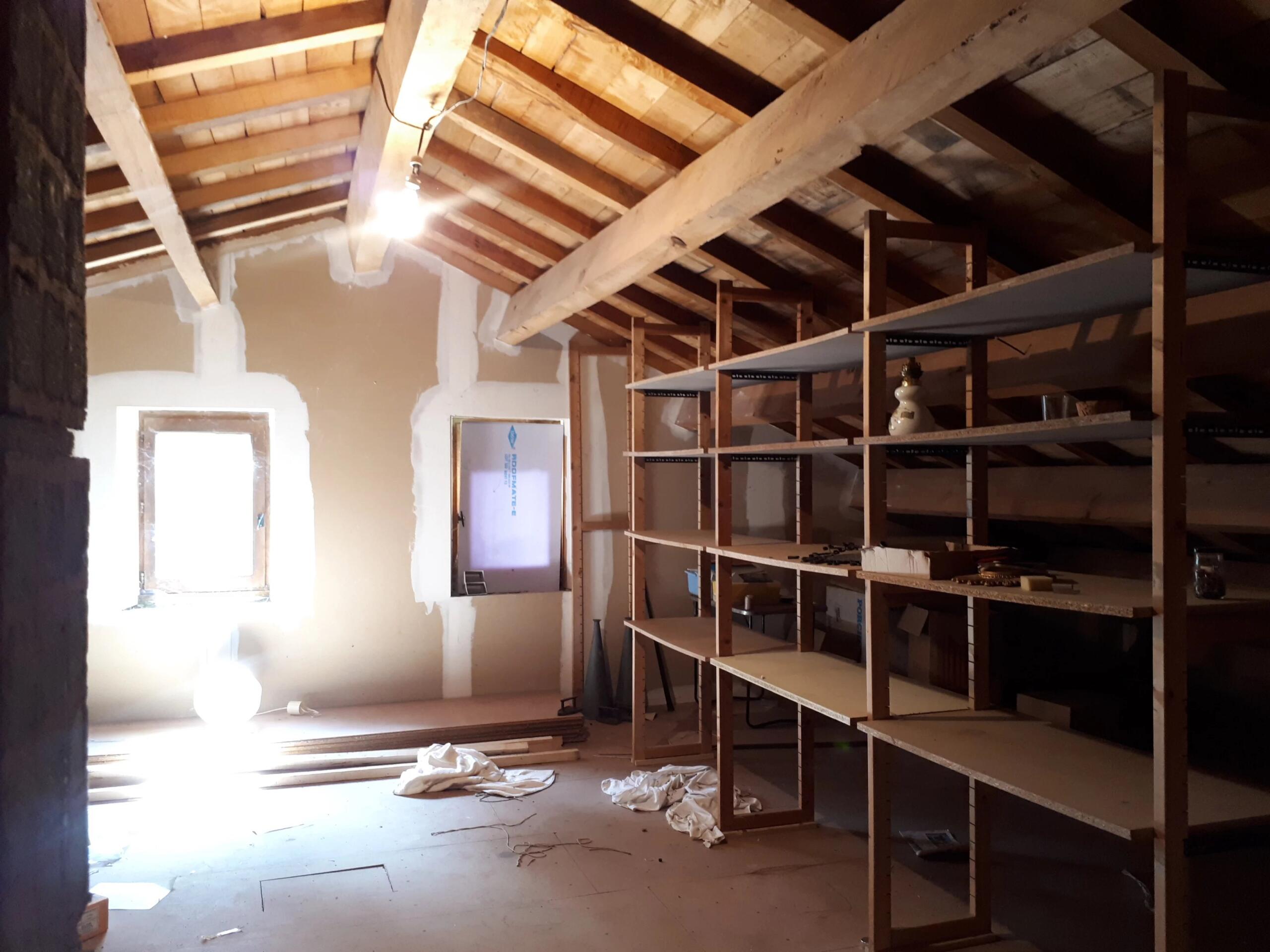 3-bed house with outbuildings on the edge of a village, Midi-Pyrénées – France – BVI86009