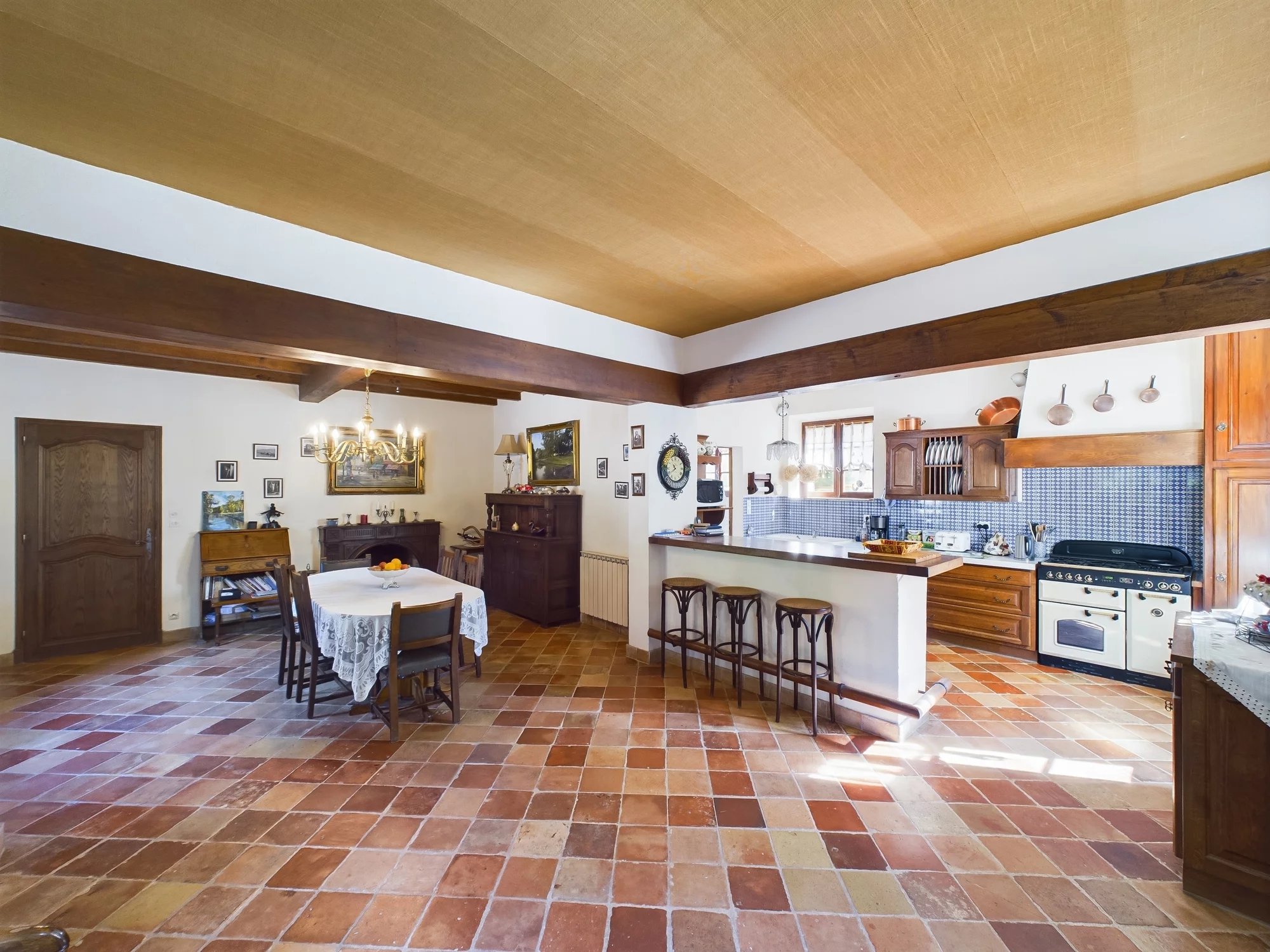 Character Water Mill Set in 13 Hectares of Land, Aquitaine – France – BVI71147