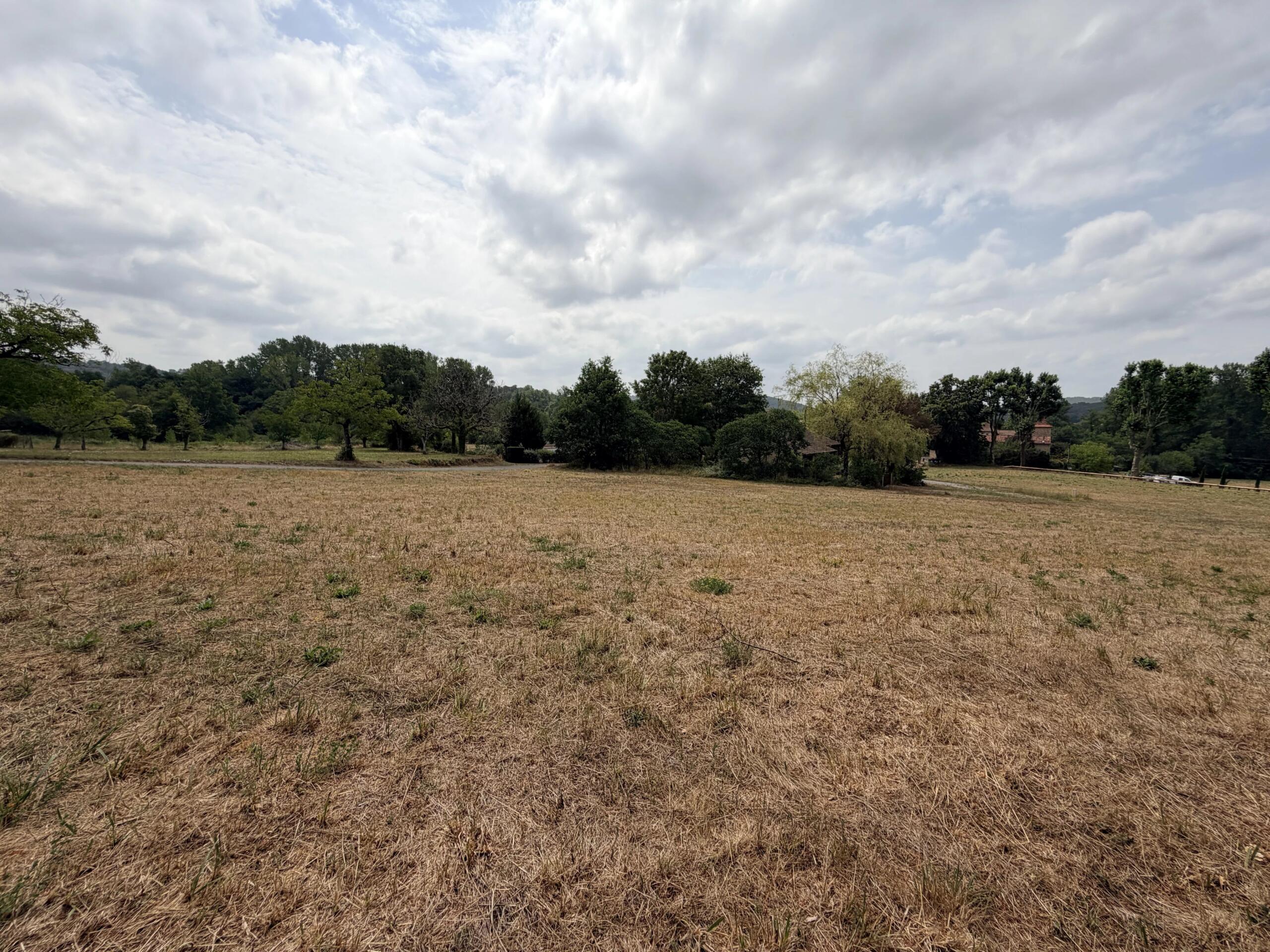 Building Plot with CU building certificate,  in countryside setting within walking distance of Cazals centre, Midi-Pyrénées – France – BVI74375