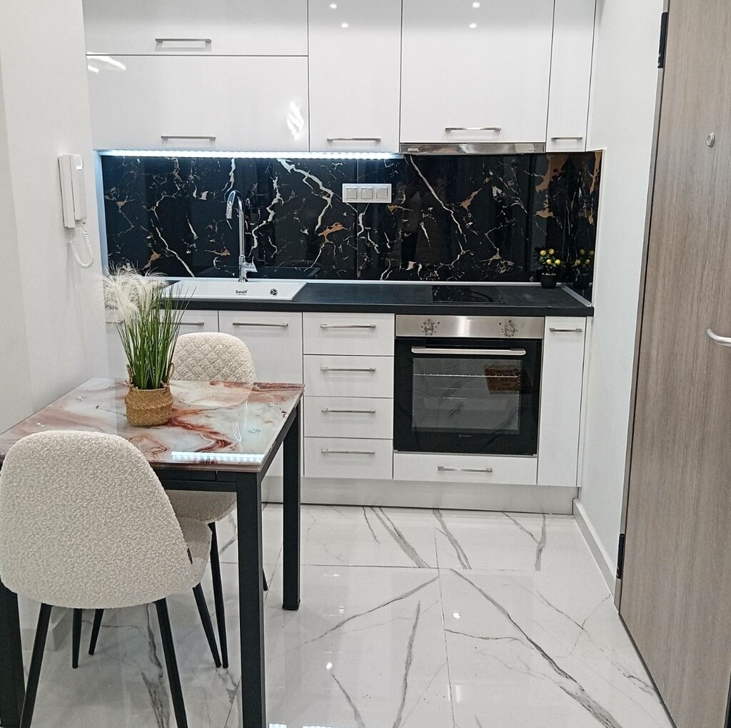 Flat in Center Of Thessaloniki, Thessaloniki – Municipality, Greece – GDOMV3