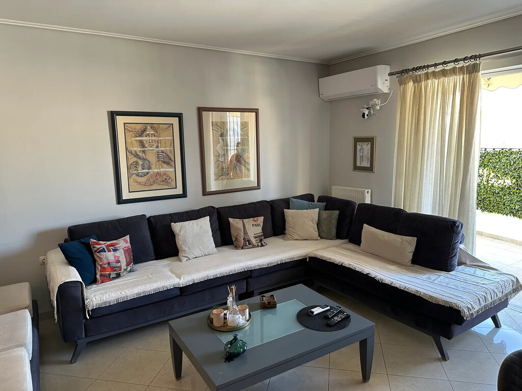 3 bedroom Flat in Neos Kosmos, Athens – Center, Greece – 65252