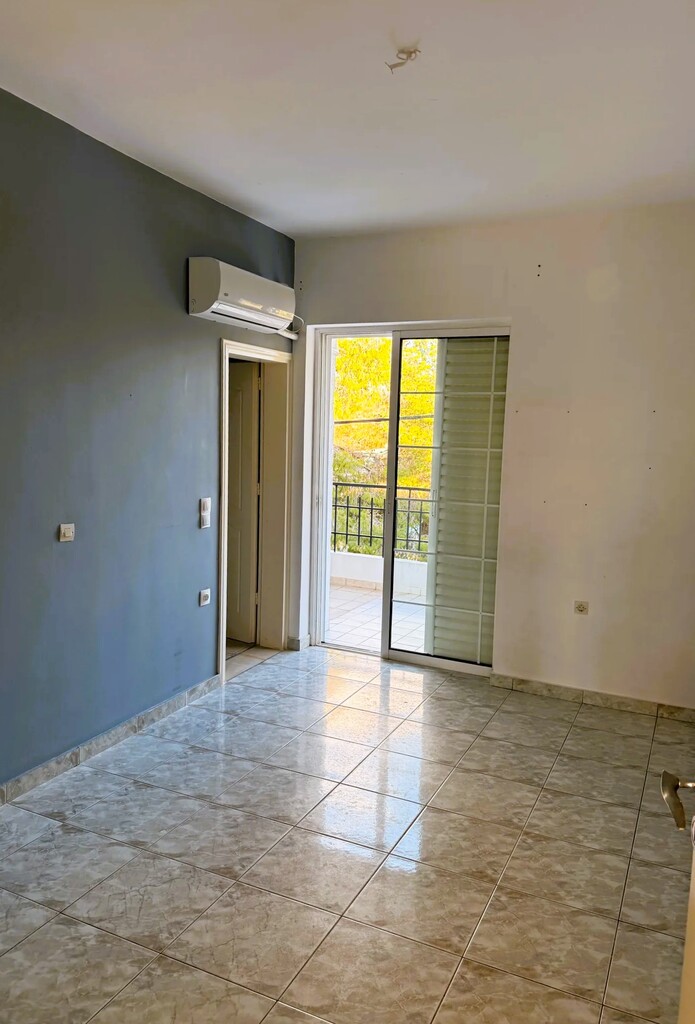 2 bedroom Flat in Palaia Fokaia, Rest Of Attica, Greece – 65180