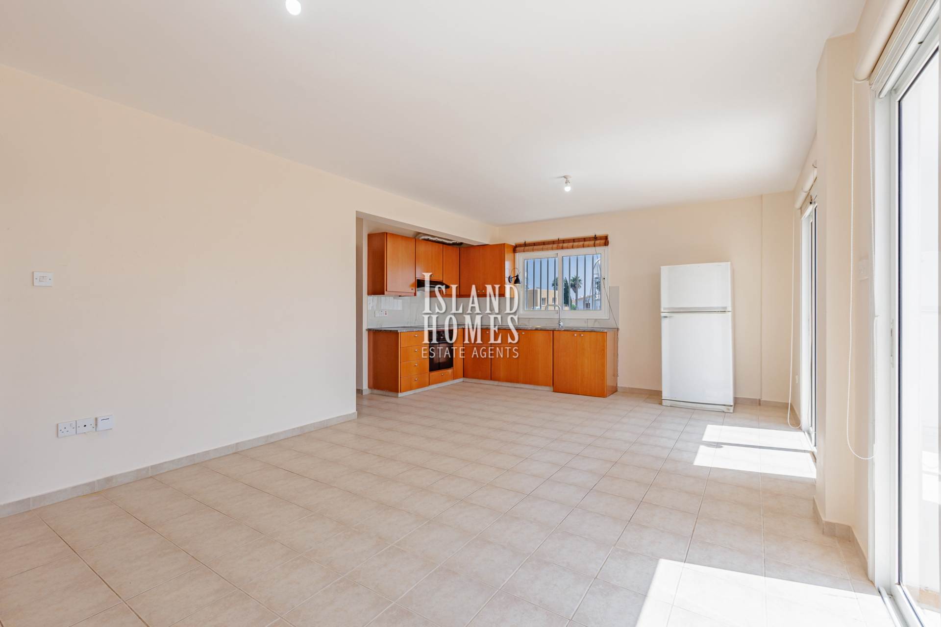 3 bedroom Apartment in Paralimni, Famagusta, Cyprus – AzP101