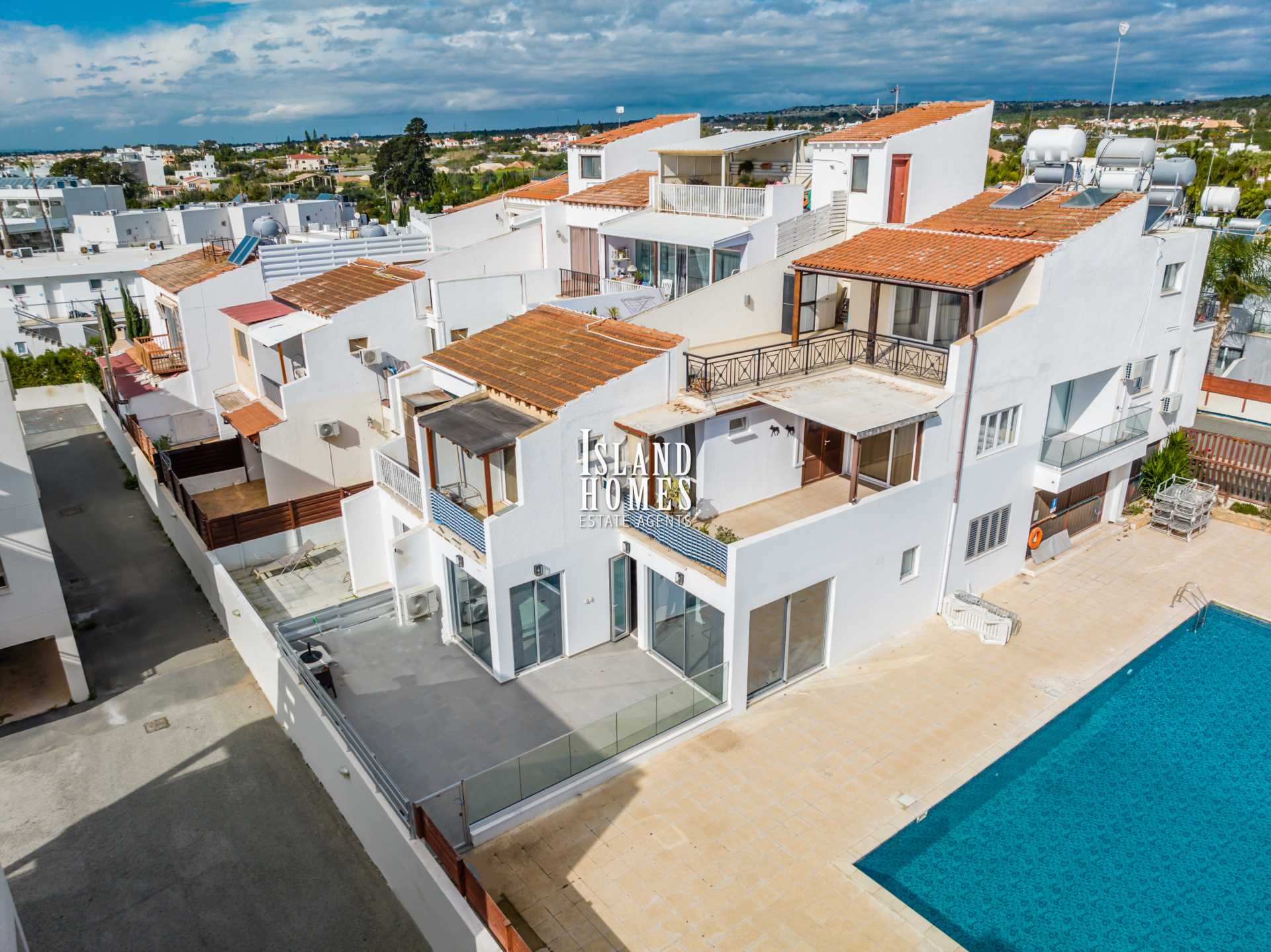 3 bedroom Apartment in Ayia Napa, Famagusta, Cyprus – FmN130