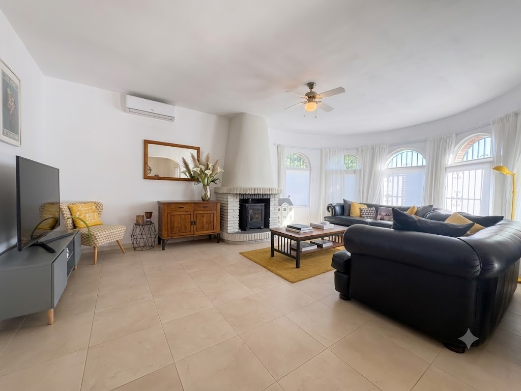 3 bedroom House in Mijas Costa, Malaga, Spain – 428-05571E