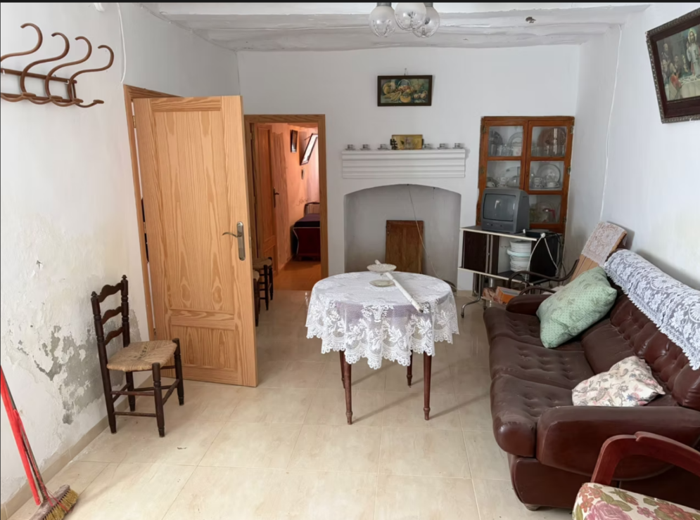 Rural Spanish House Payable Over 10 Years Was €85,000 – NOW ONLY €65,000 / £56,326 GBP