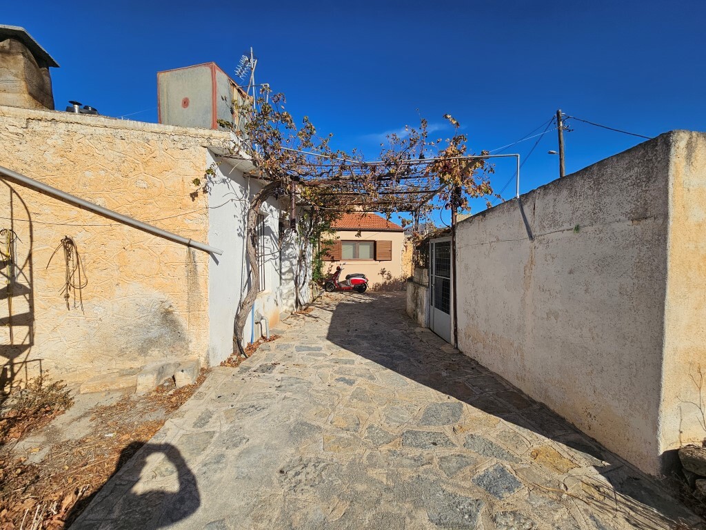 2 bedroom Detached house in Agios Nikolaos, Lasithi Prefecture, Greece – 64861