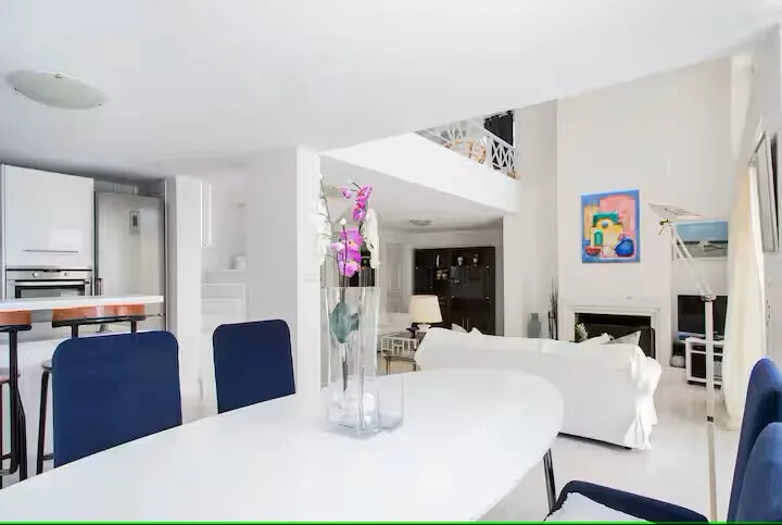 4 bedroom Villa in Sounio, Rest Of Attica, Greece – 64733